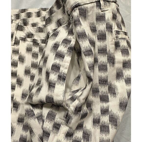 Khakis by GAP Women's Shorts Size 12 Printed Chino Deck Black & White EUC - Picture 4 of 11